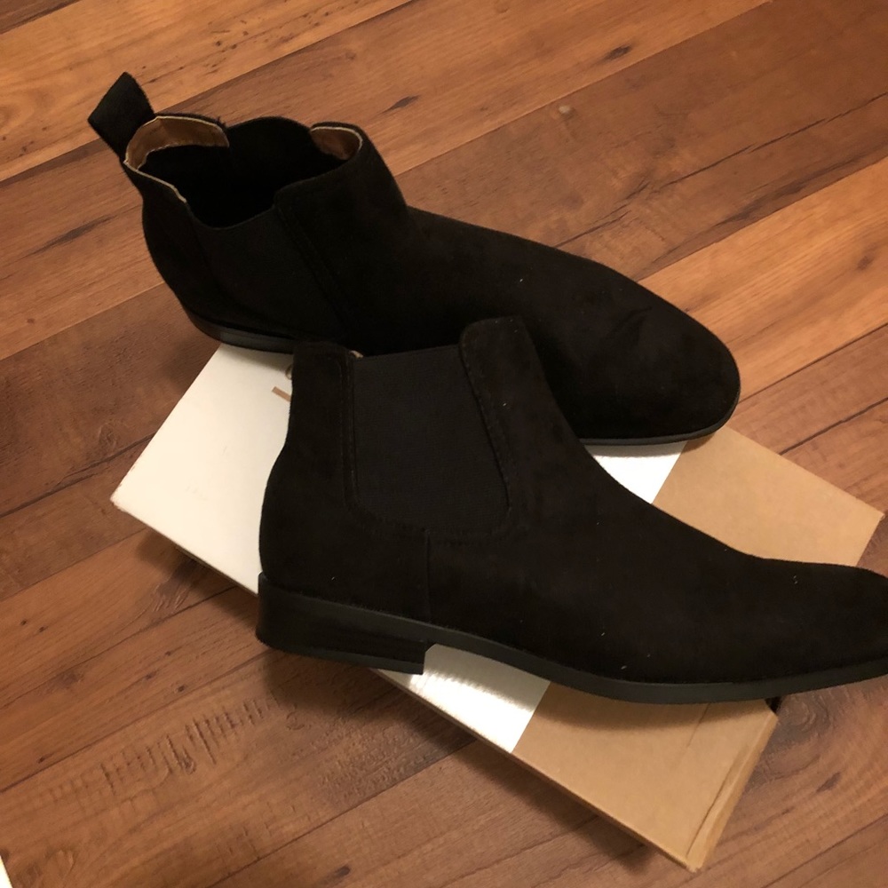 Men’s Chelsea Boots /Never Worn/ size 10